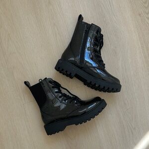 Shiny Black Combat Boots - Lace-Up Chunky Sole